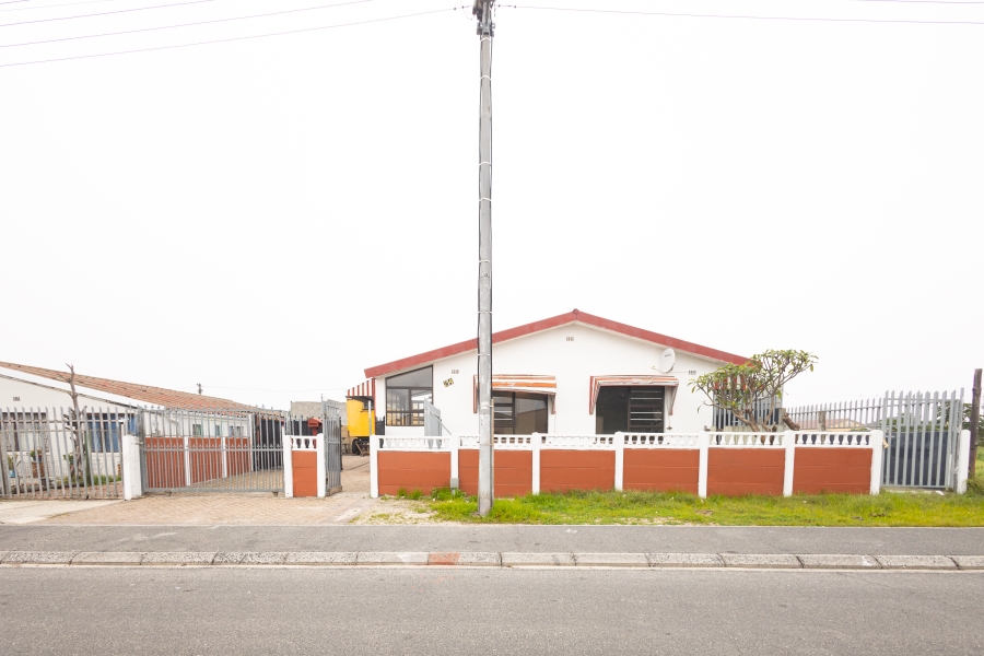 3 Bedroom Property for Sale in Ravensmead Western Cape